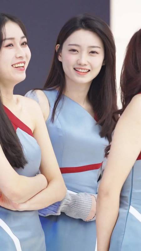 我要上热门刘诗琪双击关注