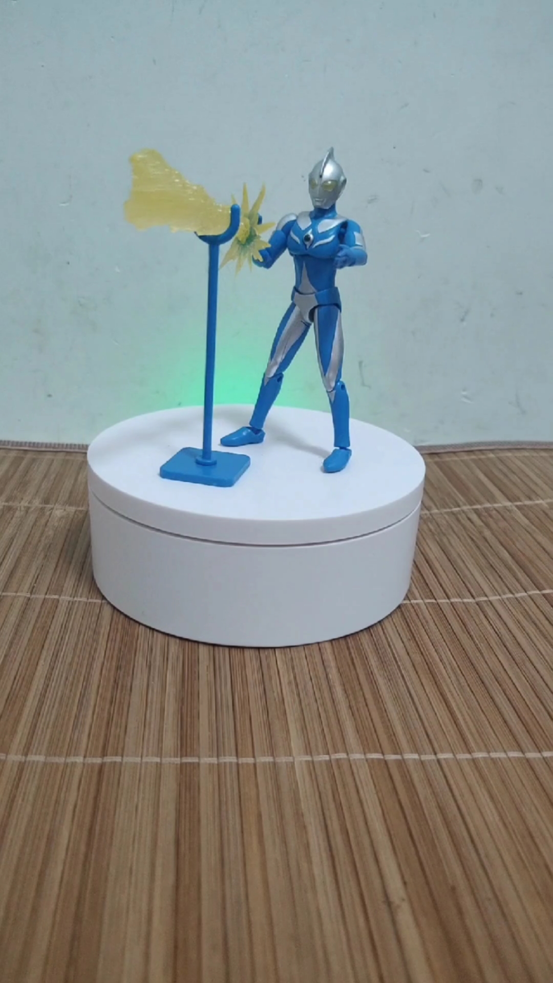 奥特曼超动食玩第九弹高斯奥特曼