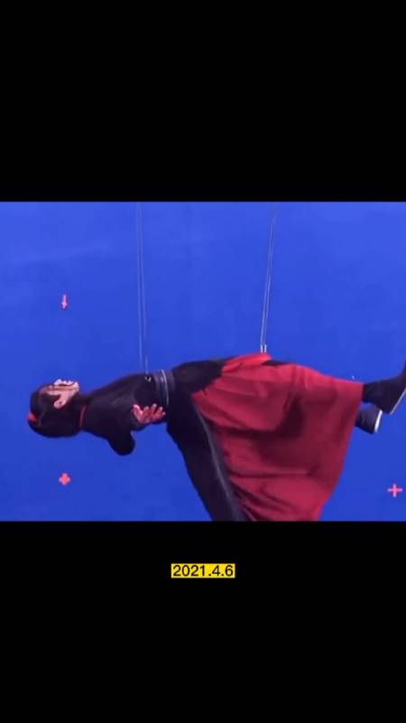 演员肖战#吊威亚这段没有后期看得都好震撼