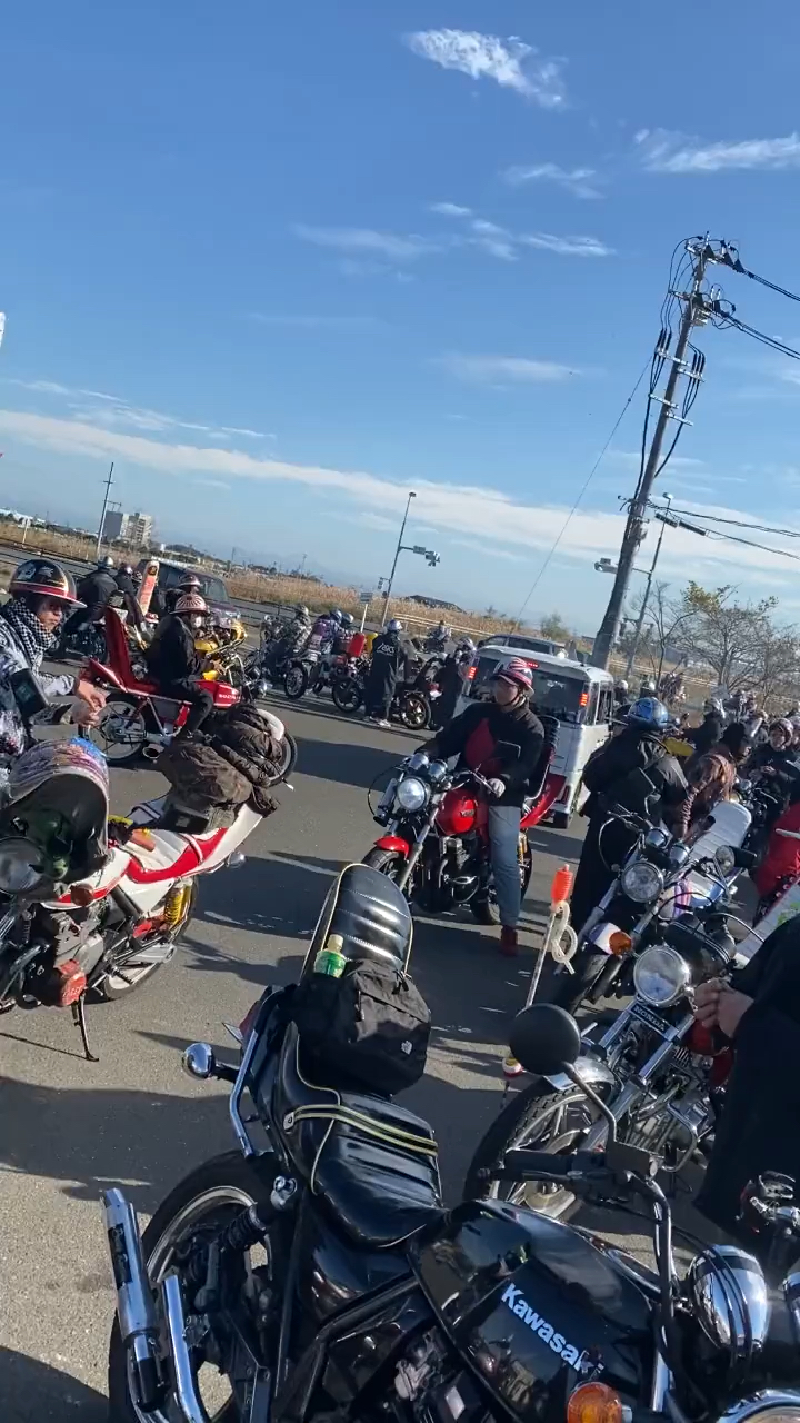 日本街头的摩托暴走族