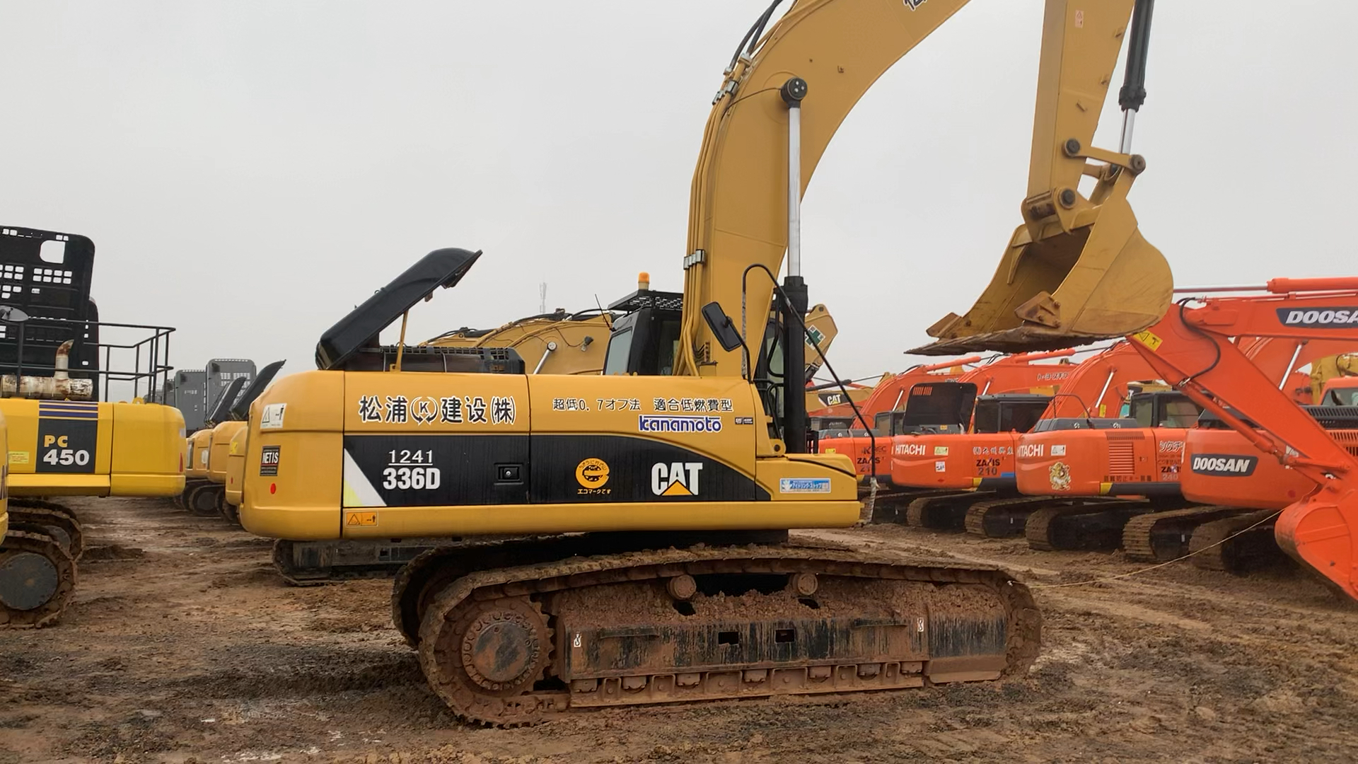 经典老歌#场地里今天新来了一台卡特336,也就是360车型,自重36吨