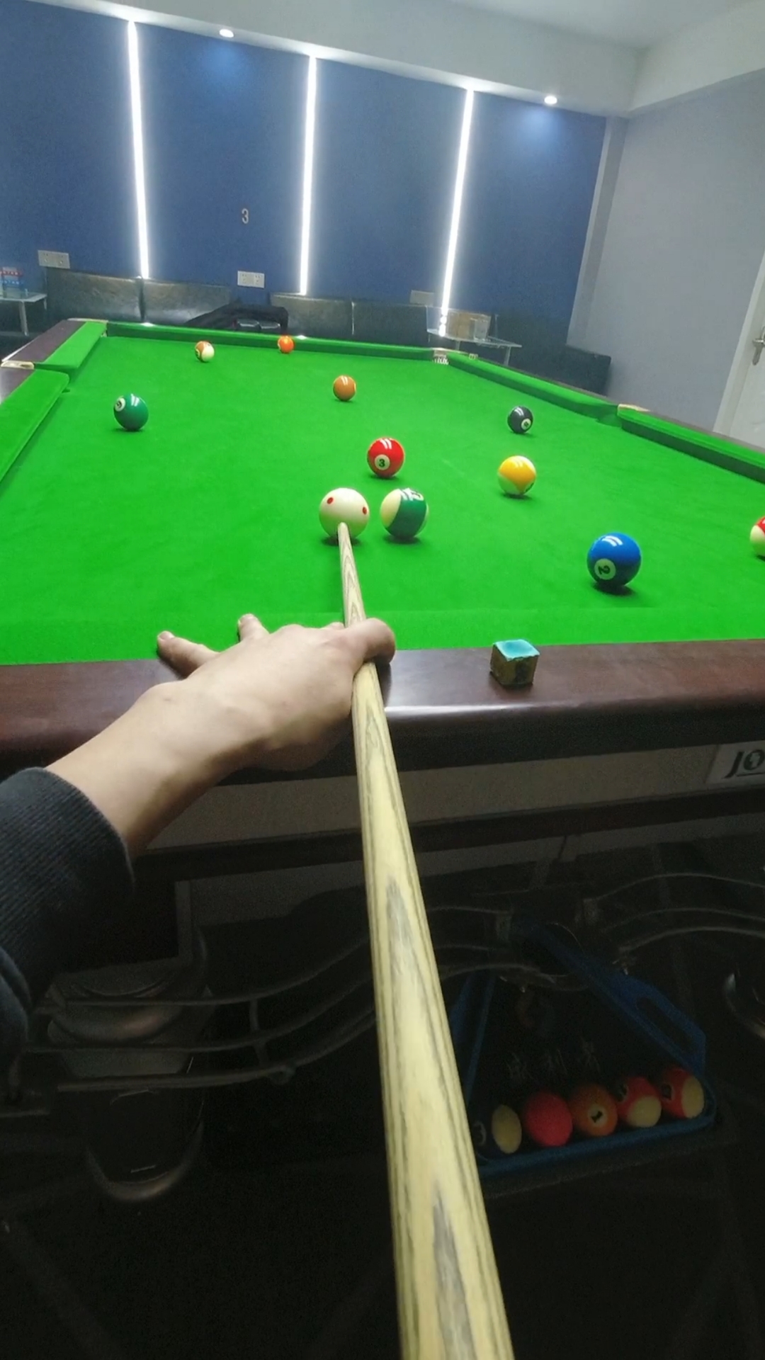 台球#打台球就得有点运气,神晕进袋一杆清台!