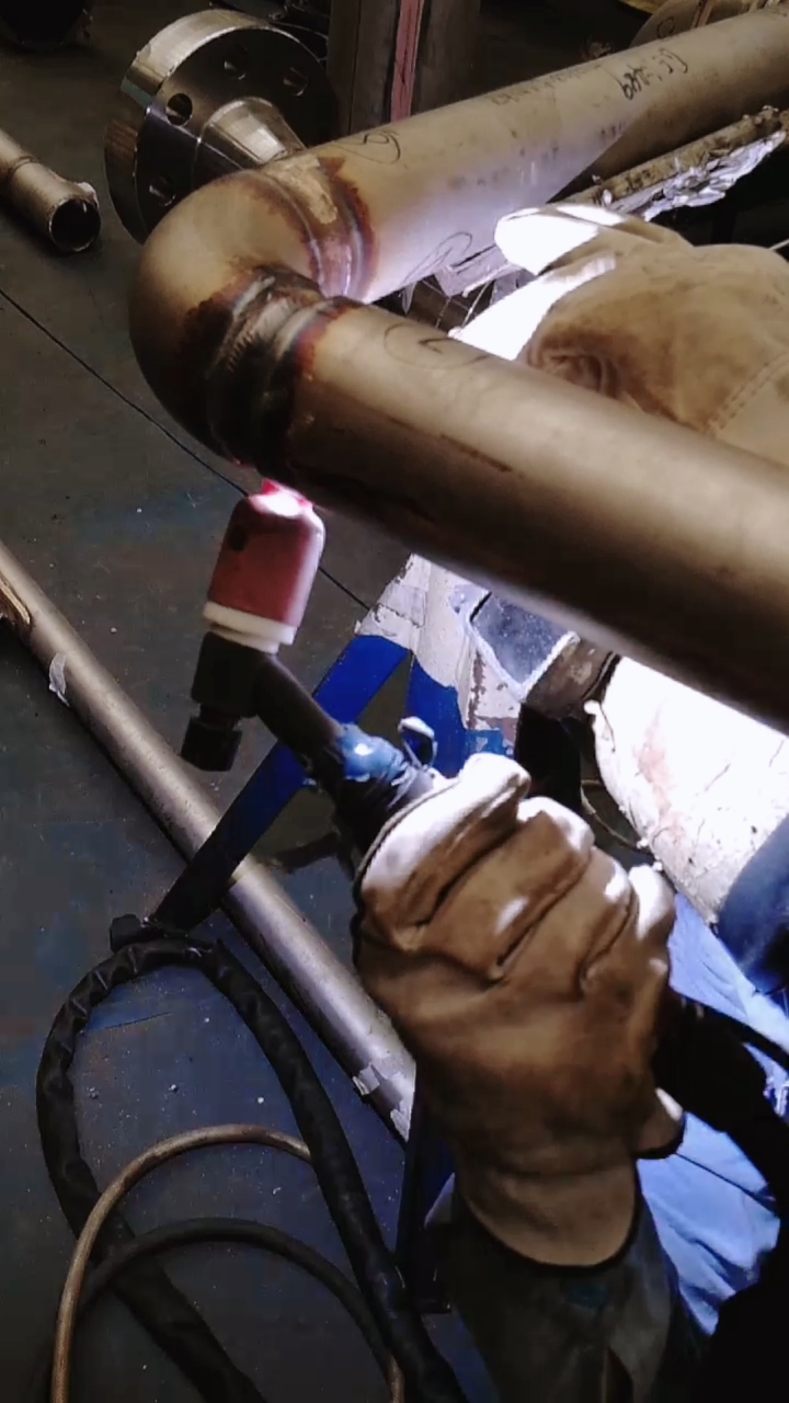 焊接#不锈钢管道焊接,这种小管有难度,你觉得呢?
