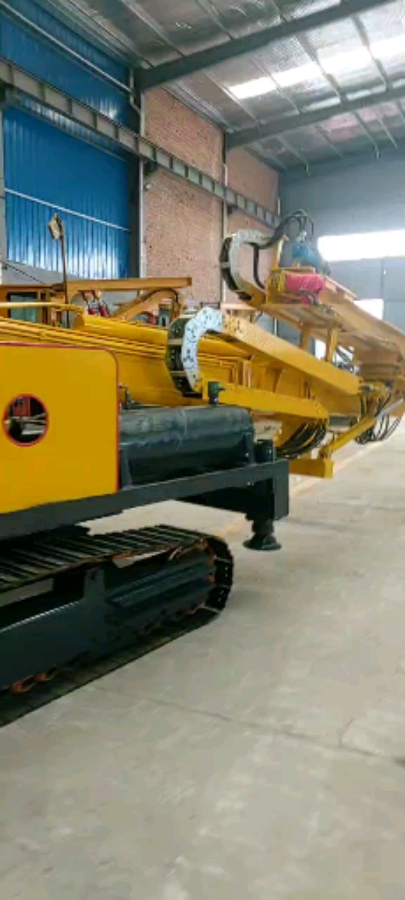 隧道##隧道钻机#隧道工程机械,现已下线!准备发发车