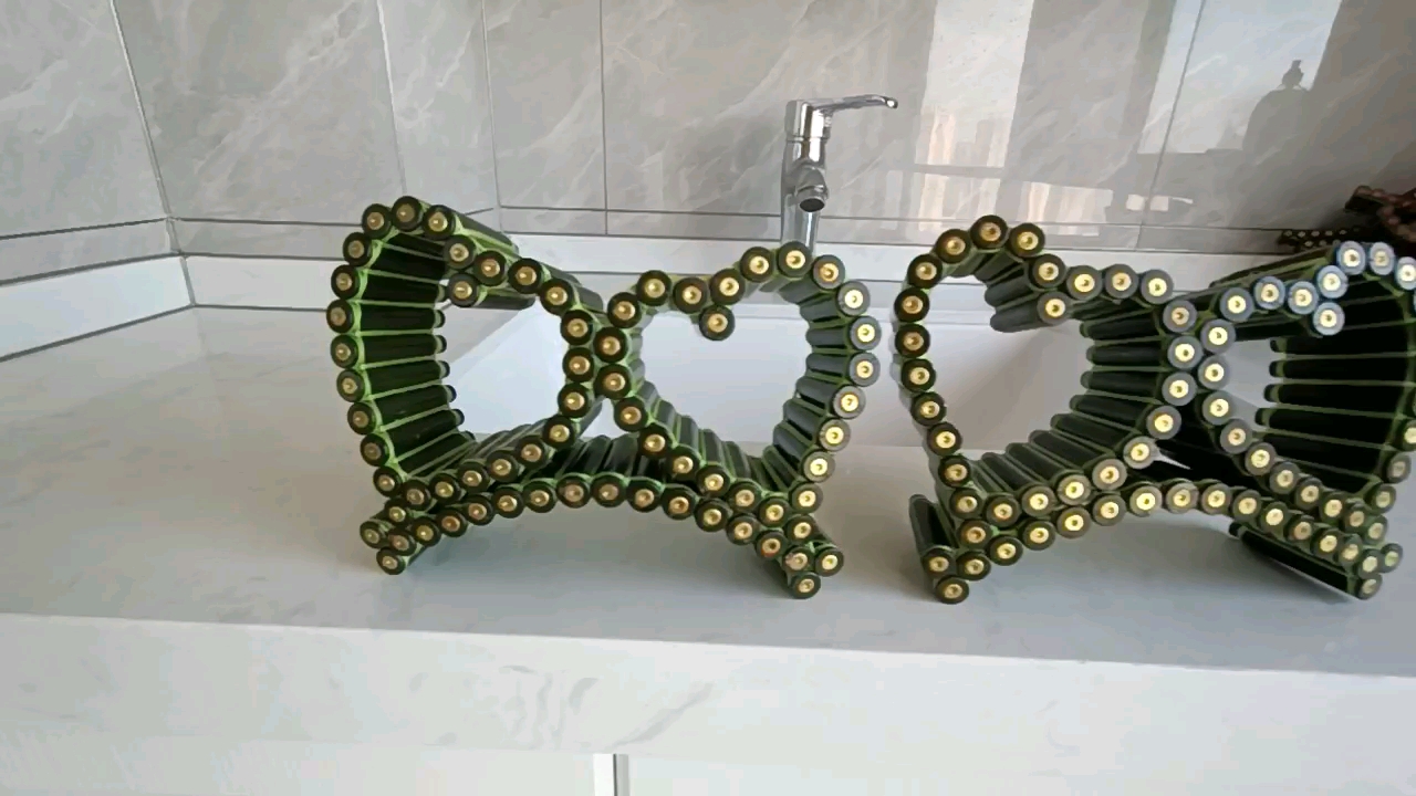 弹壳工艺品(本人靶场捡的壳,业余编织,有多种壳和挖的头)