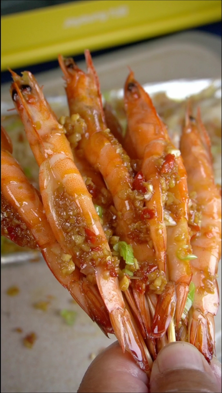 家乡特色美食#家庭版蒜蓉烤虾喜欢的建议收藏