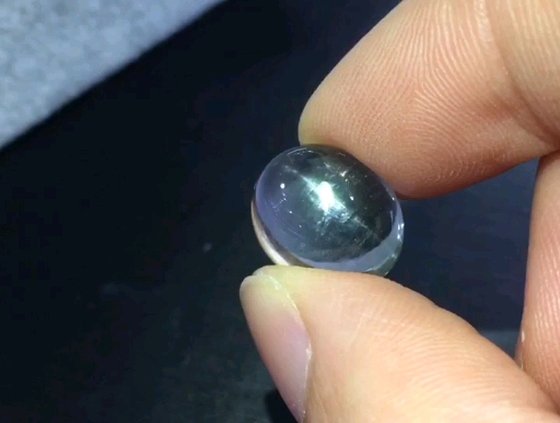 新疆海蓝宝石猫眼