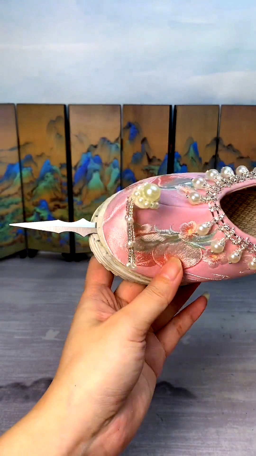 暗器高情商哇缺口补好了低情商补得真丑补鞋大妈退退退