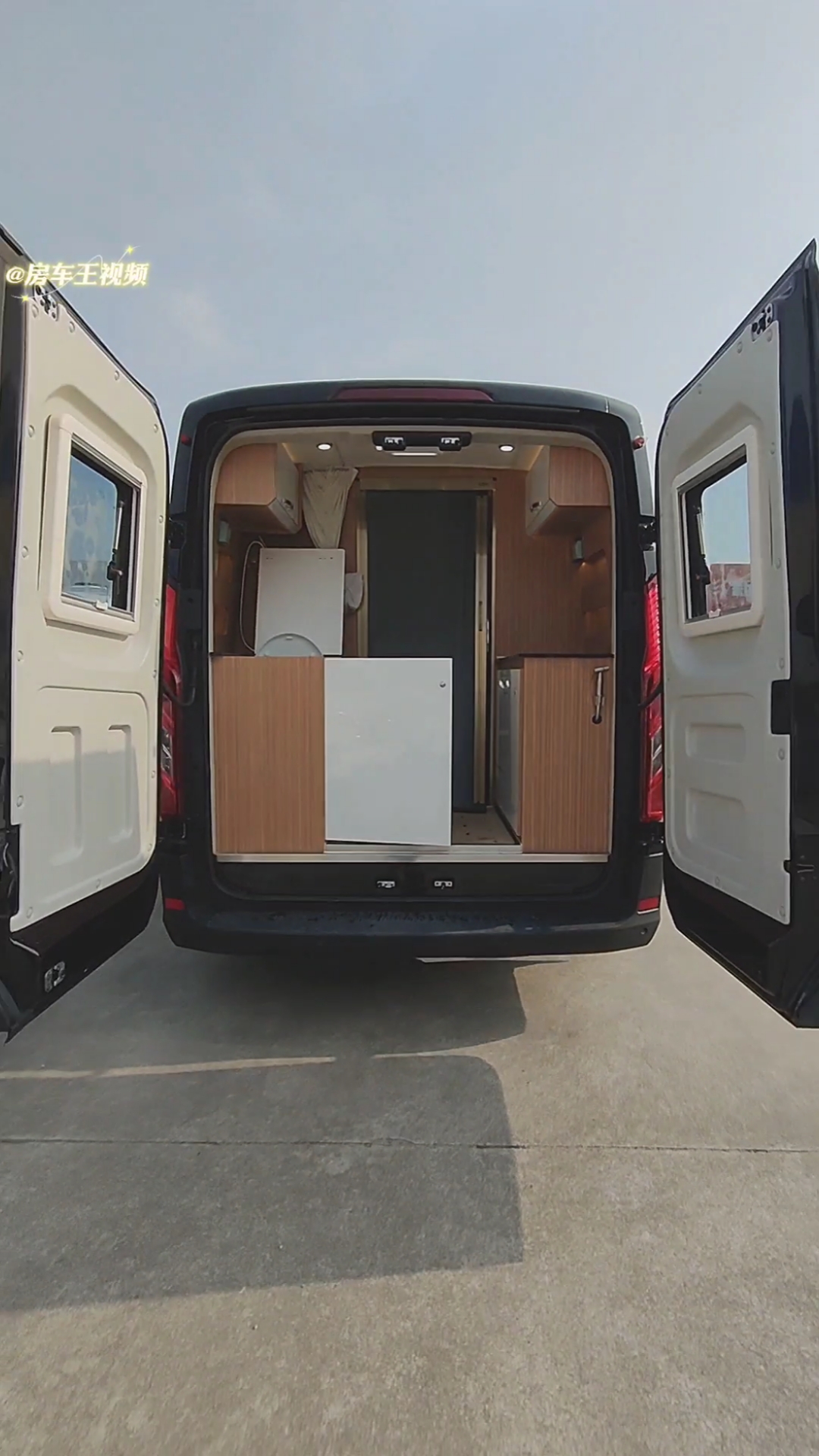 房车#后置厨卫房车