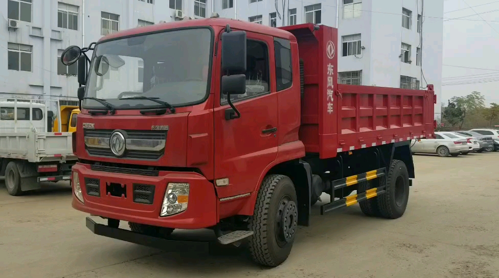 自卸翻斗车#东风力拓黄牌单桥自卸车