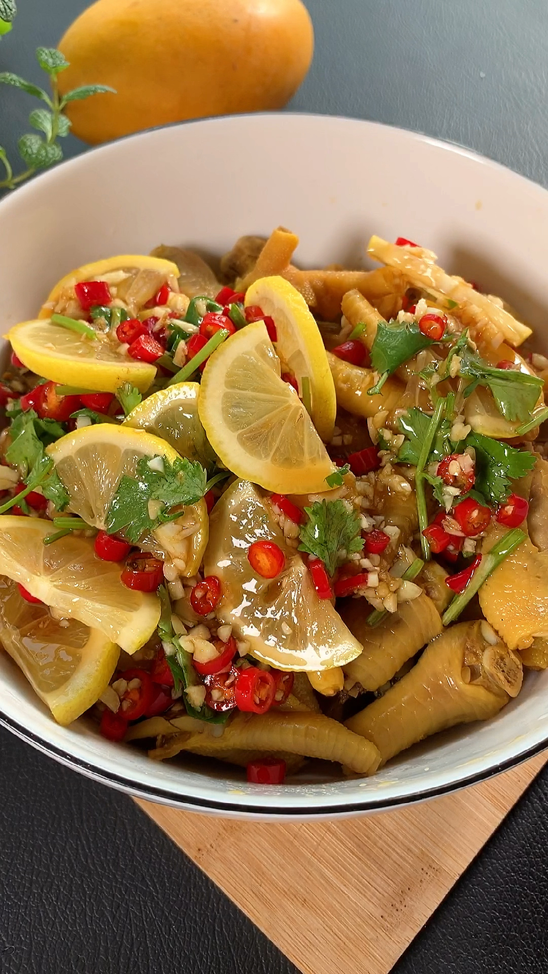 美食酸爽开胃的柠檬凤爪实在太好吃了专治老公没胃口