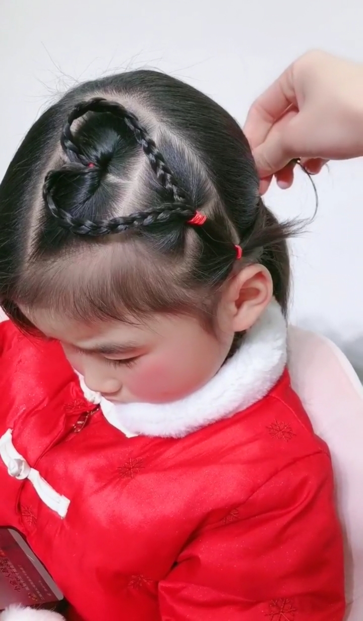 新年儿童编发#新年爱心发型