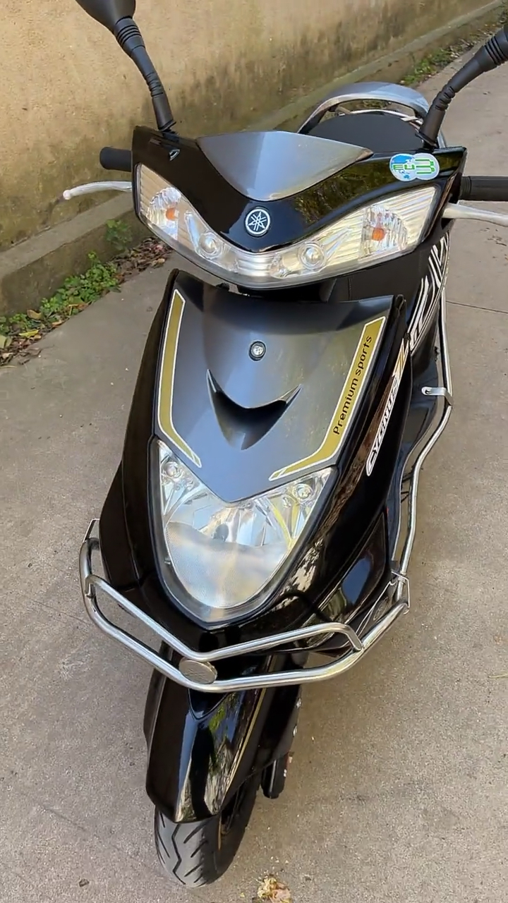 雅马哈讯鹰!喜欢机车的朋友们关注一下