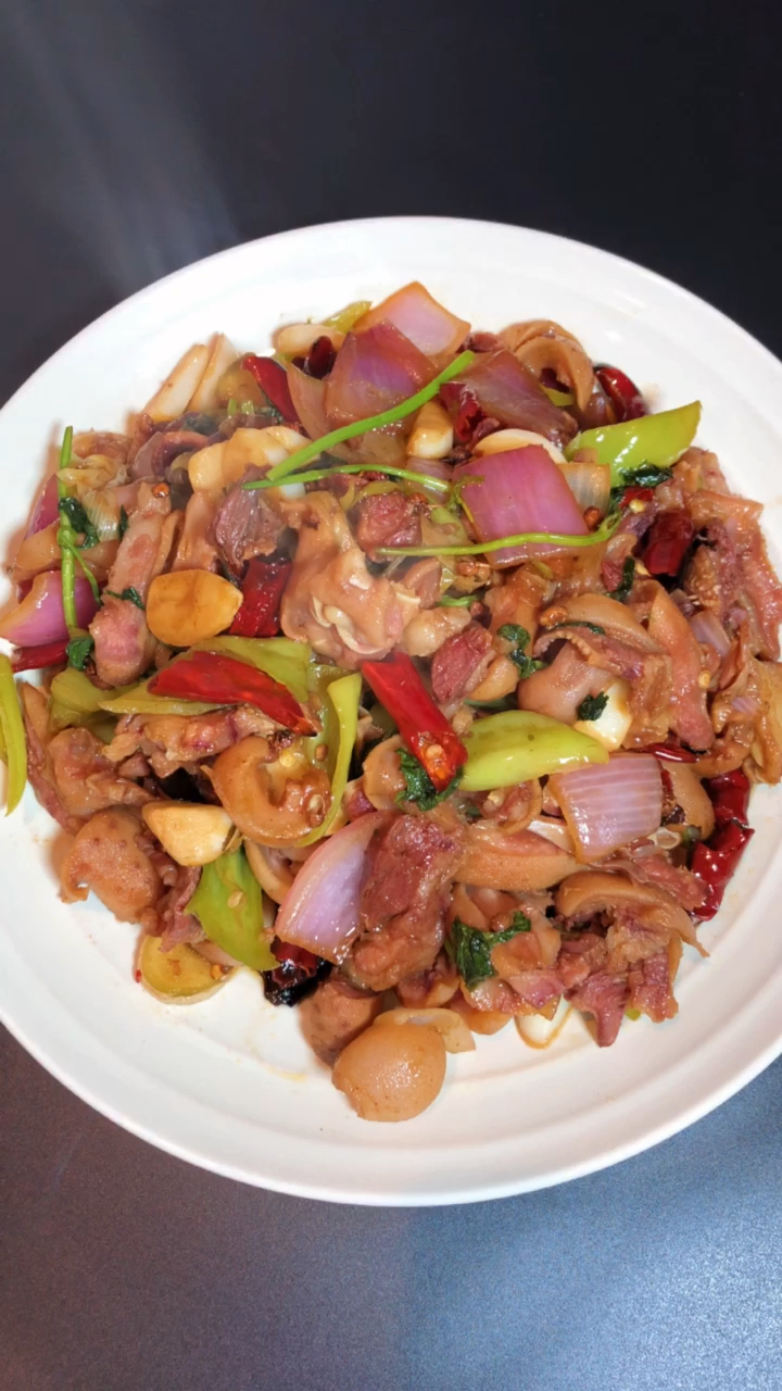 #记录生活#爆炒羊头肉做法