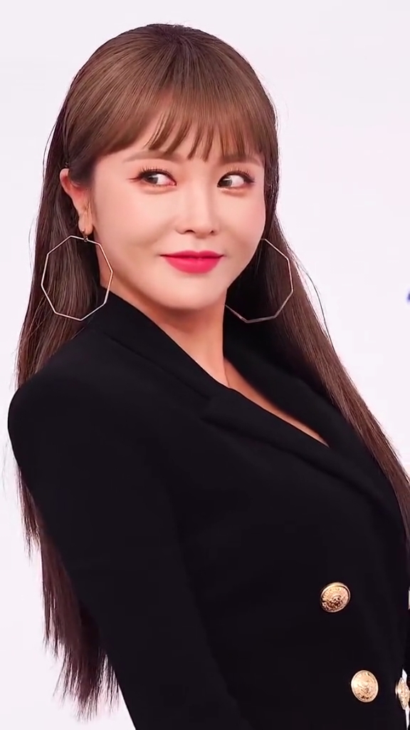 我要上热门#微胖女神#洪真英