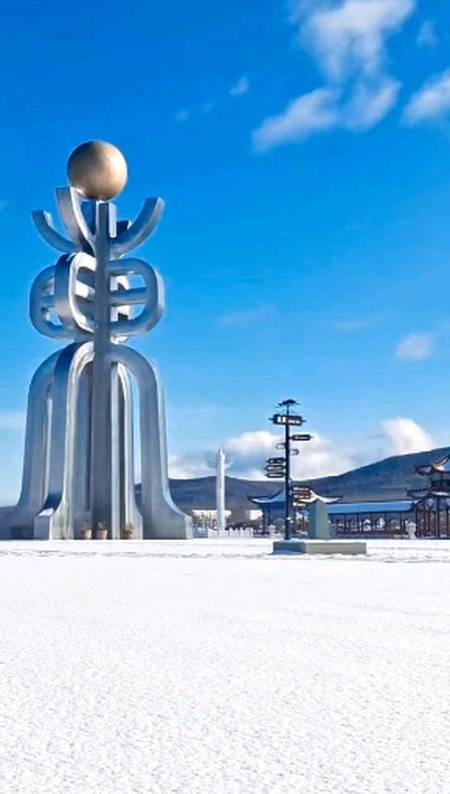 旅游进行时抚远中国最东城市迎接祖国第一缕阳光东级广场是我国陆地