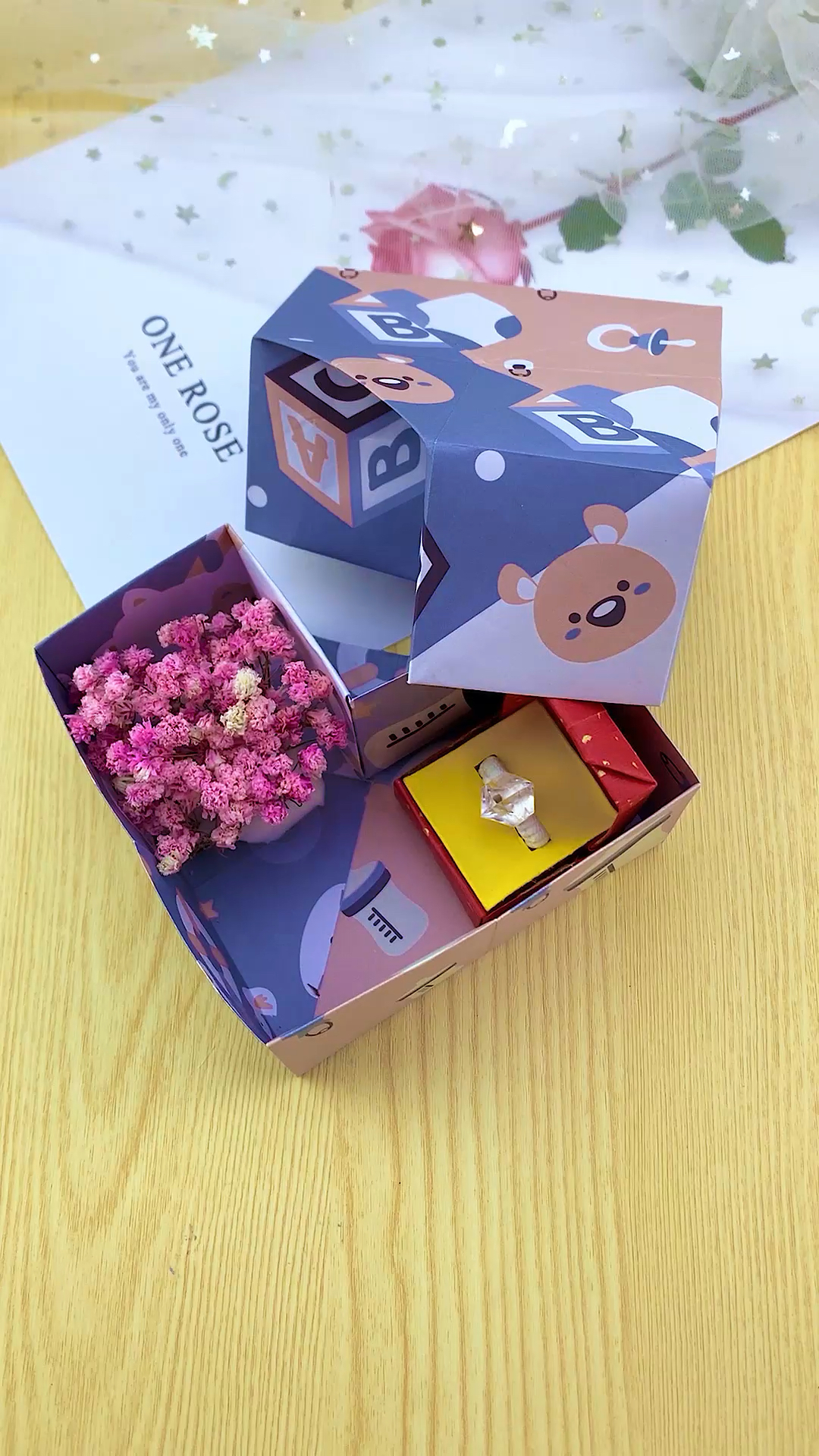 做个爱心礼物盒子同学过生日或者送给女朋友告白不要太精致关键很好做