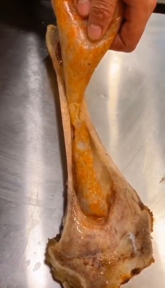 揭秘很红的"骨髓"是这样做出来的.