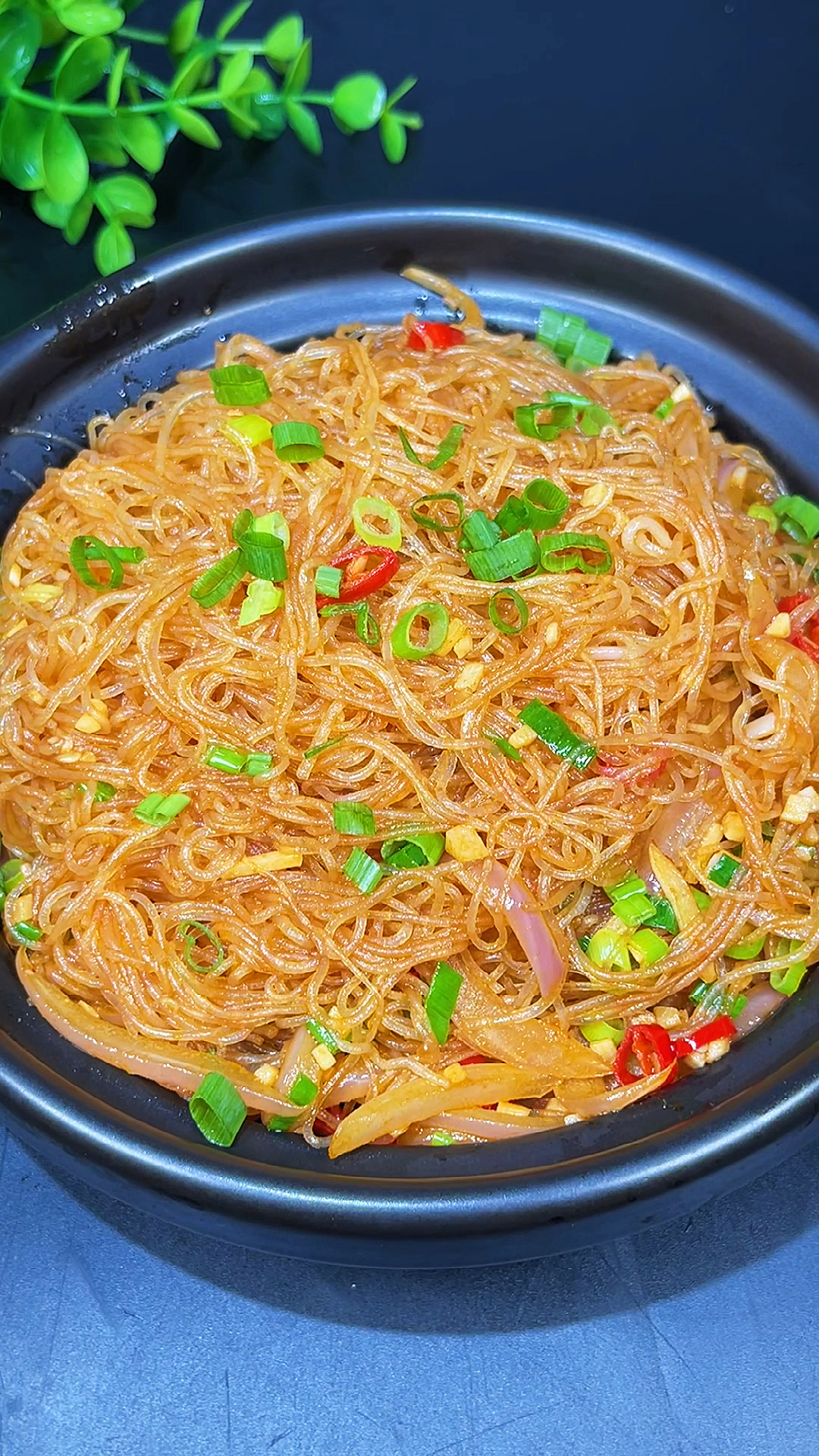 美食蟹黄粉丝的好吃做法做法简单