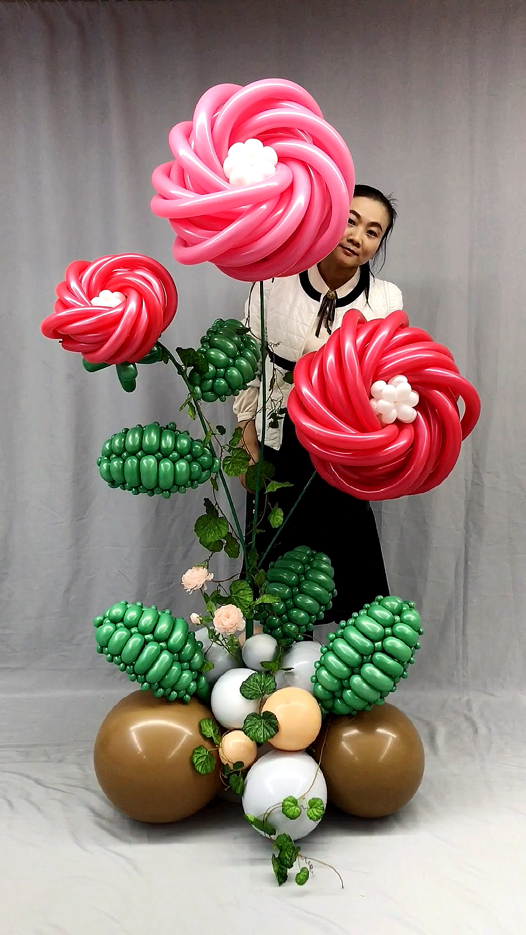 天和气球培训学校#今天又做了一款气球花柱造型,好看吗?