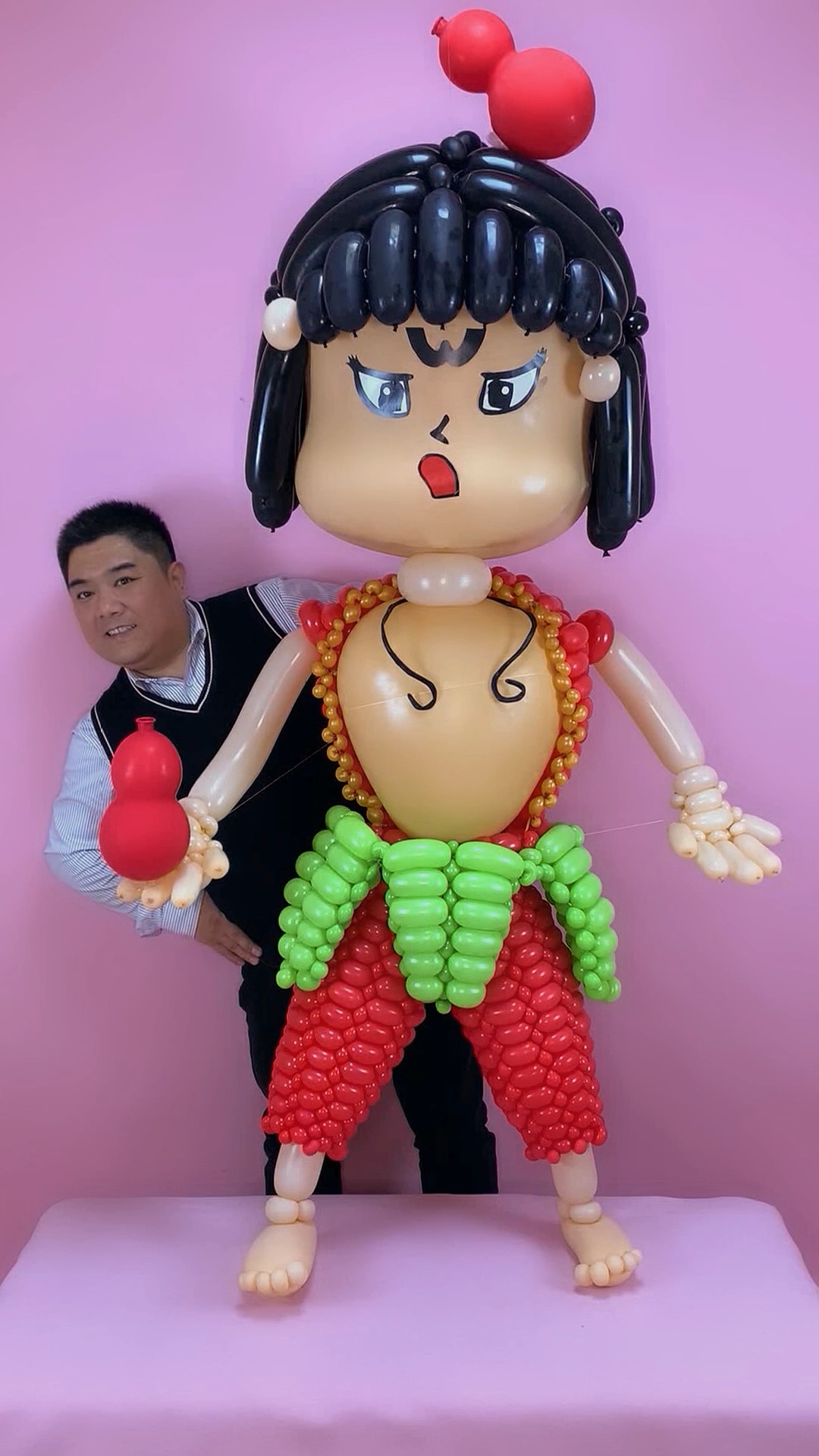 气球做的葫芦娃你想不想要一个