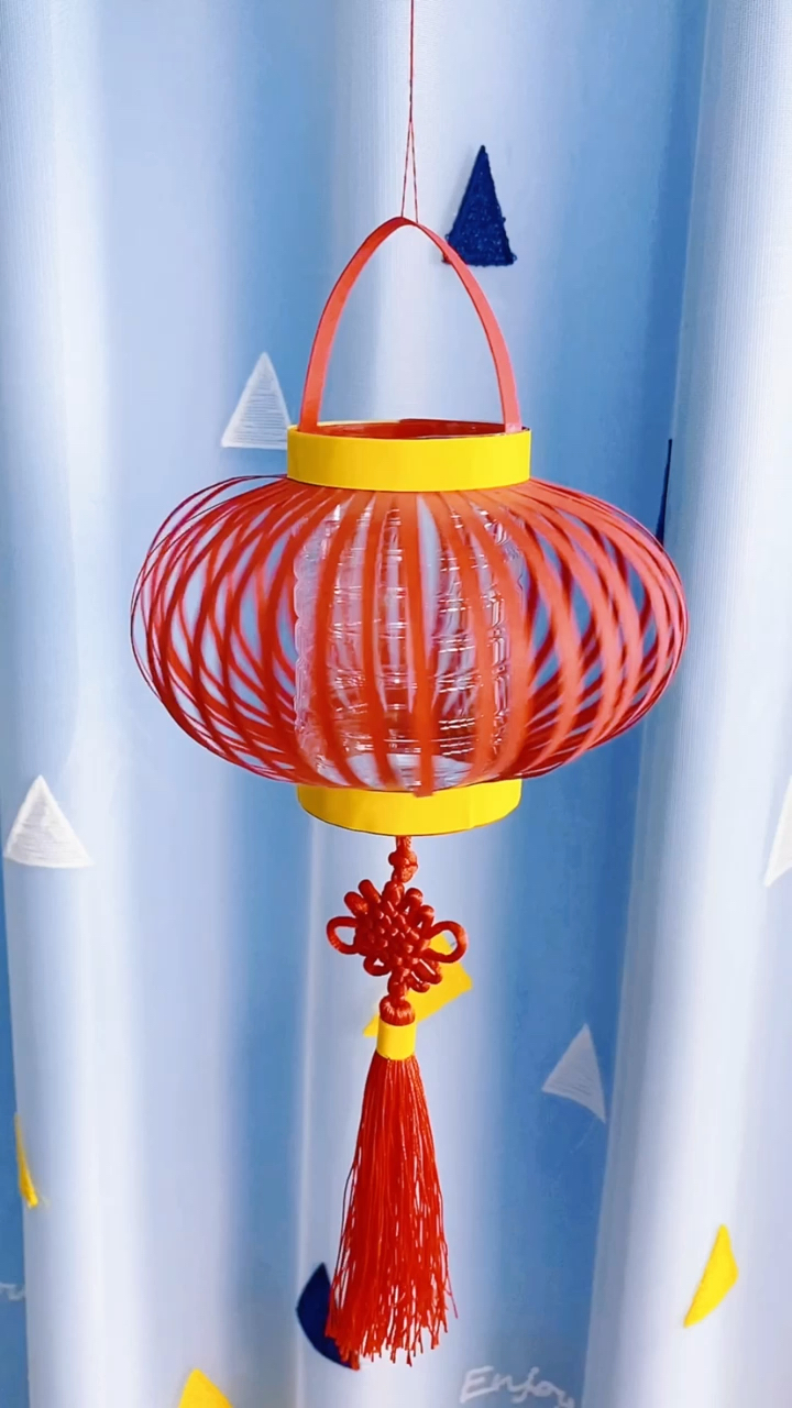 手工制作中秋节快到了用饮料瓶子给孩子做个简单好看的灯笼吧一看就会