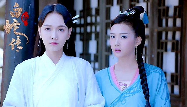 新白蛇传白素贞想使用武力解救许仙被阻止