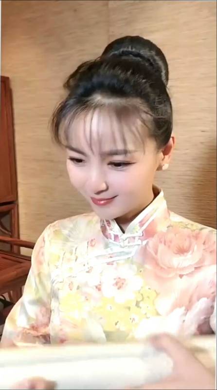 到底是"韩信月下追萧何"还是"萧何月下追韩信"呢?