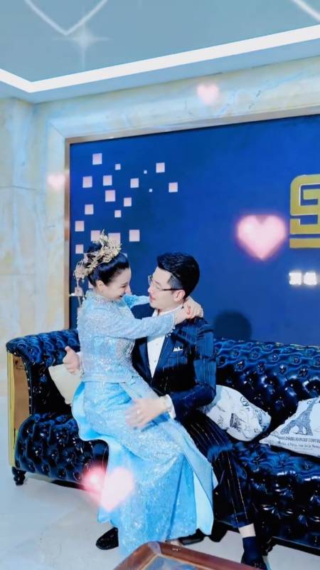 我和妹妹喊大叔起来吃饭,结果却万万没想到,大家要看到结尾哦