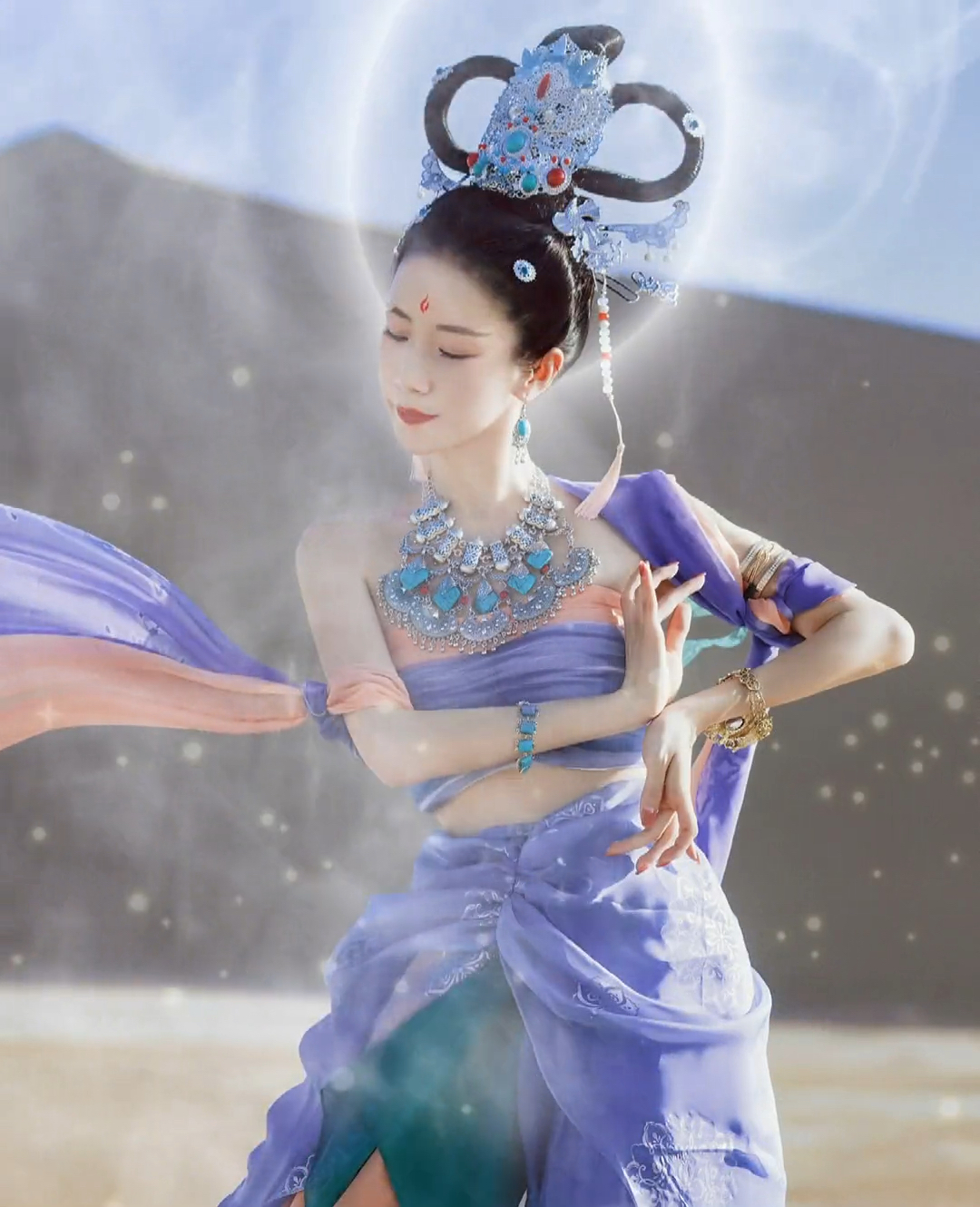 汉服当敦煌壁画变成真人敦煌飞天