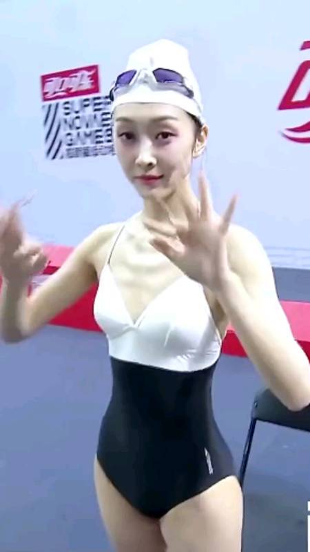 游泳#颜值#大长腿#宣璐这也太美了叭大长腿好羡慕#歌曲ta