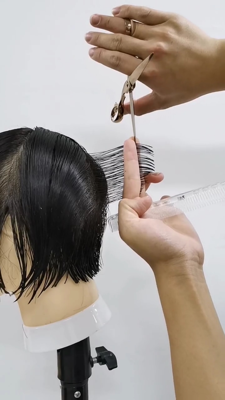 全民最牛手艺人#以后可别再说剪发贵～看看这手法～太值!
