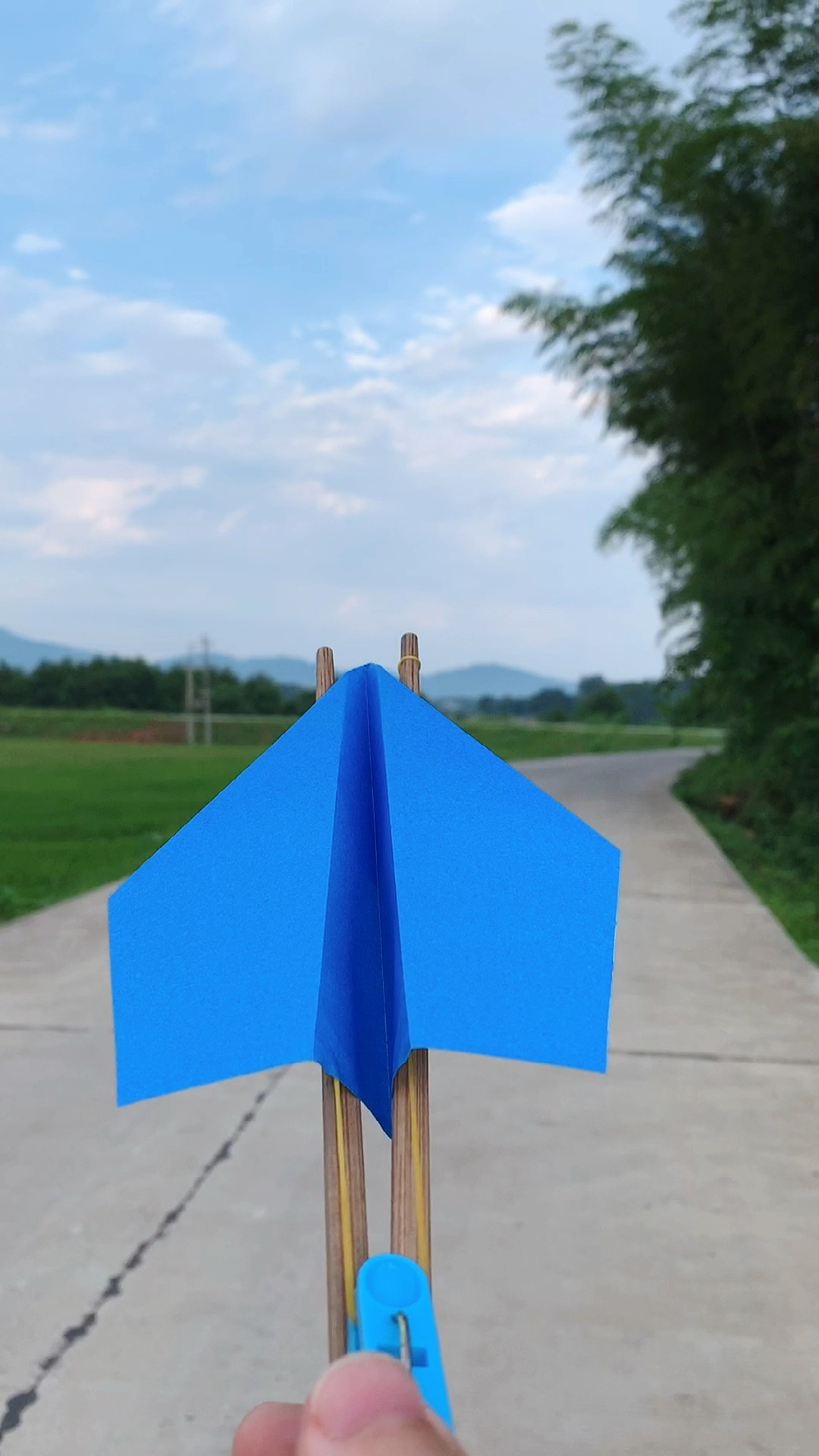 纸飞机发射器 简单图片