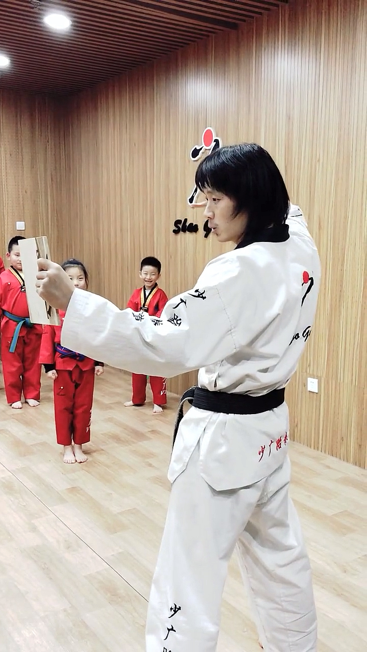 少广跆拳道#一指神功