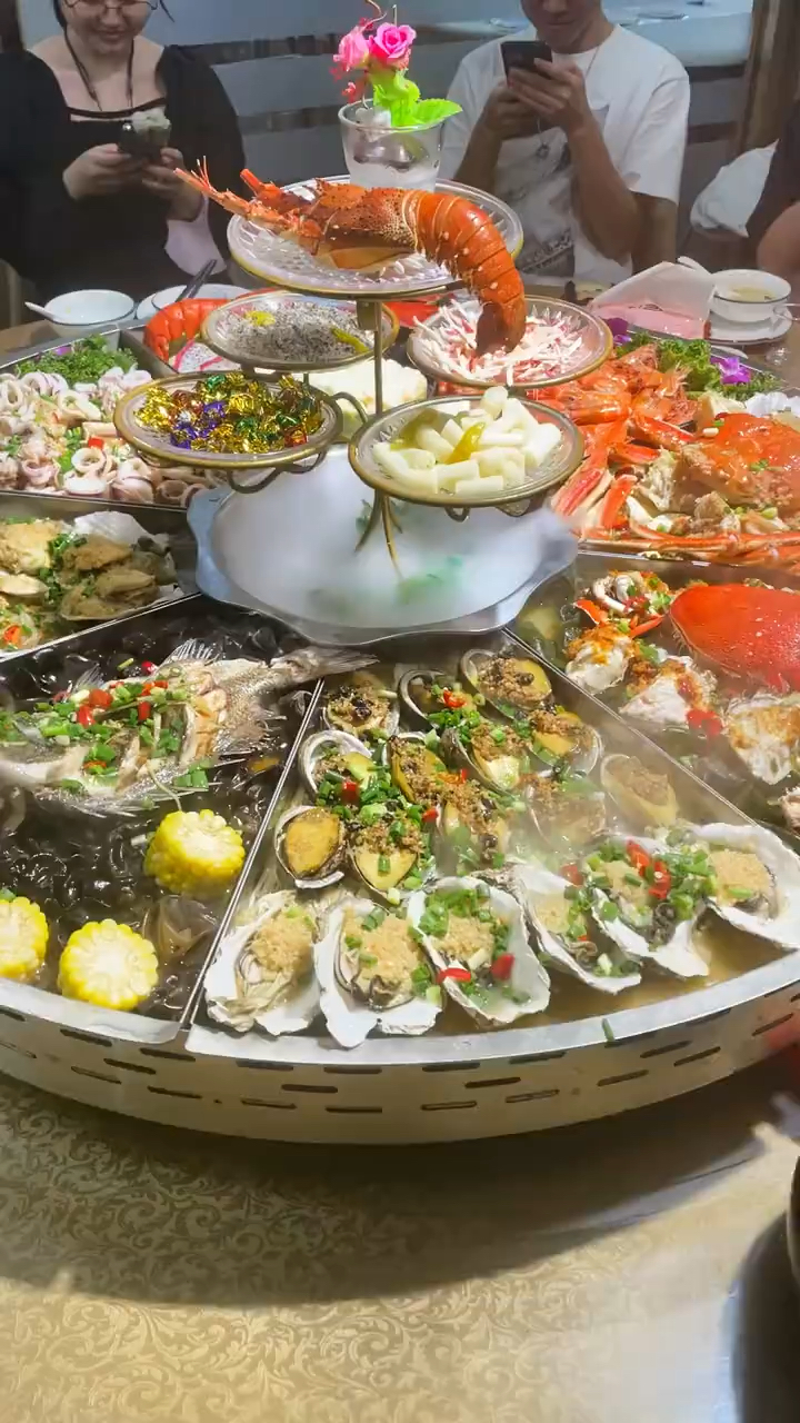 美食#今天晚上吃海鲜大餐,欢迎来吃哦.