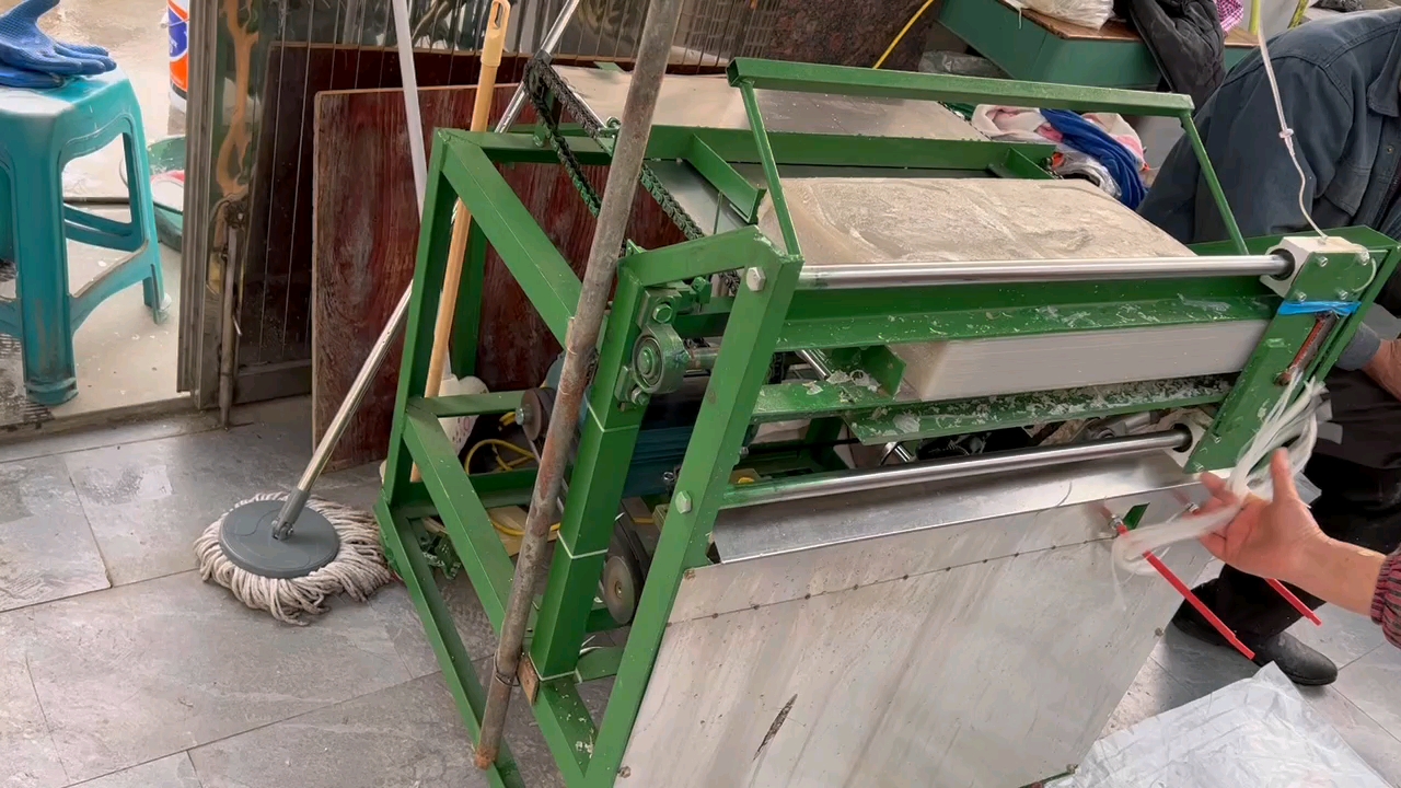 红薯粉丝刨丝机红薯粉丝机刨丝过程