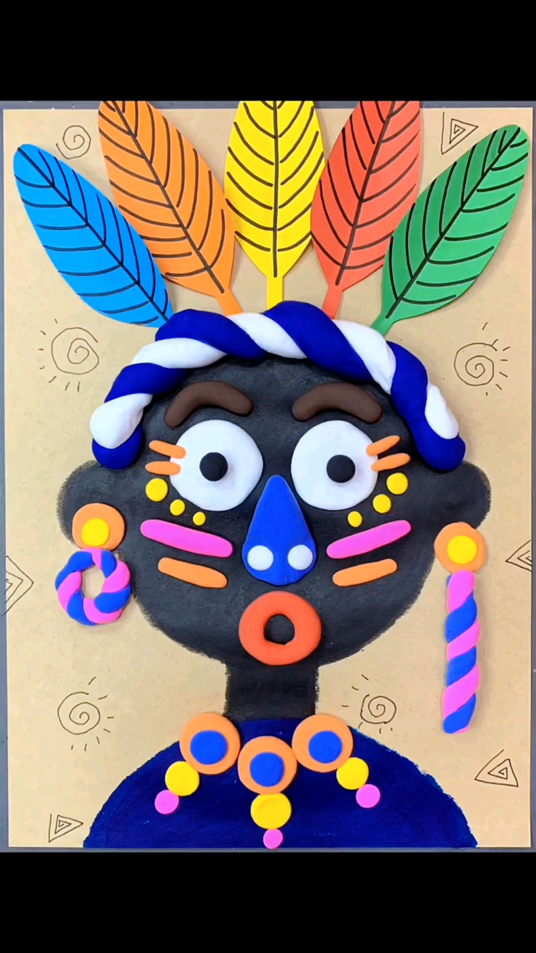 手工制作#教你用粘土做一副小印第安人的创意画.是不是很可爱-度小视