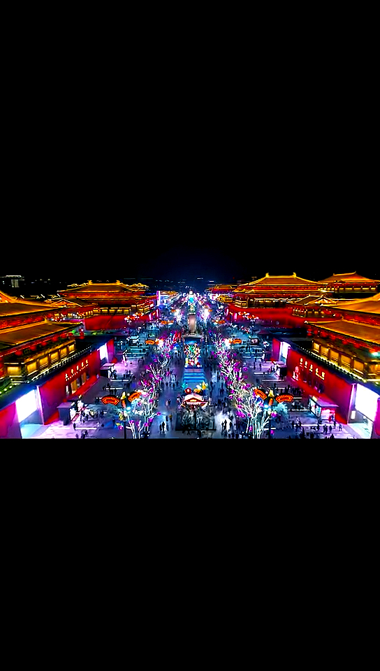 大唐不夜城如果你不知道什么是大唐盛世那一定要来看看西安的不夜城