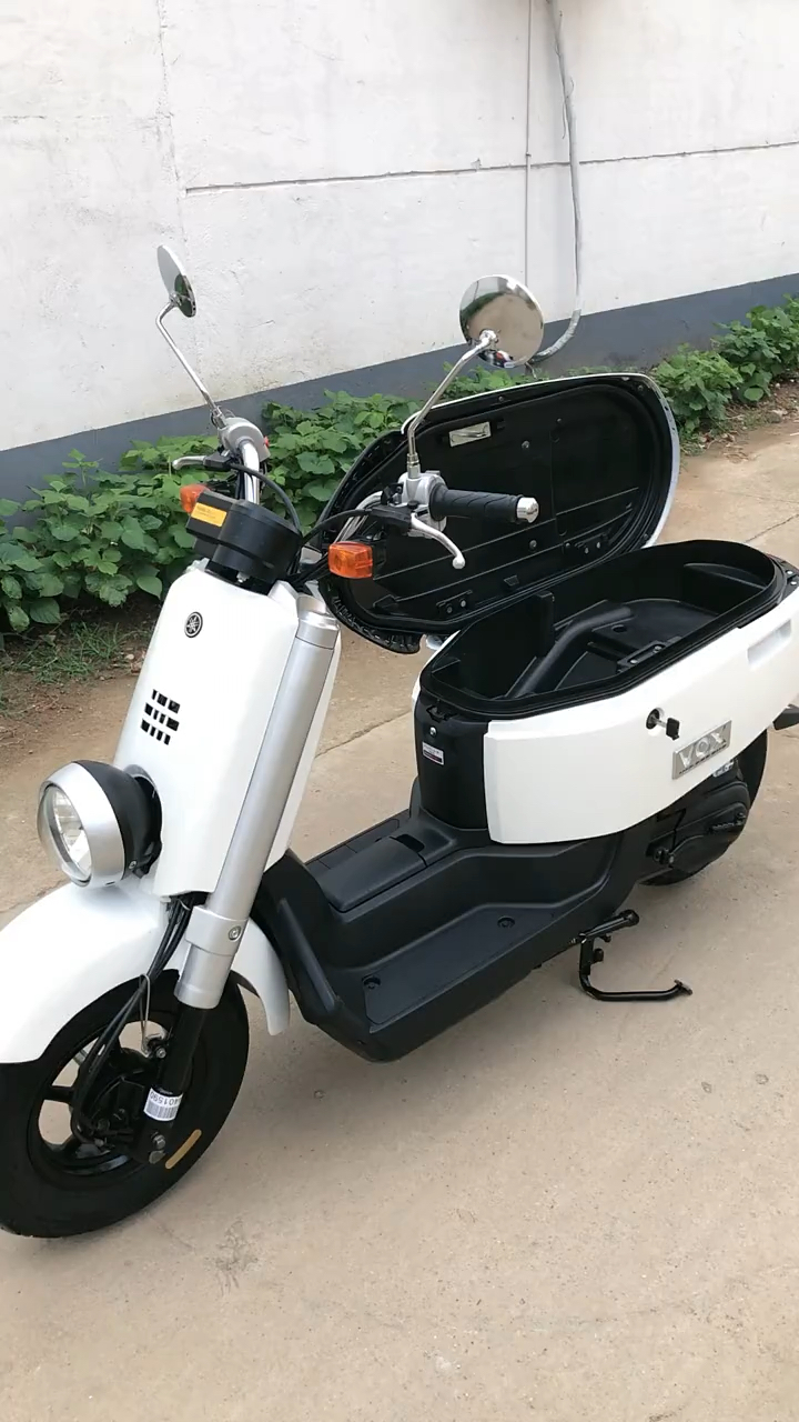 雅马哈月光宝盒!喜欢机车的朋友们关注一下!