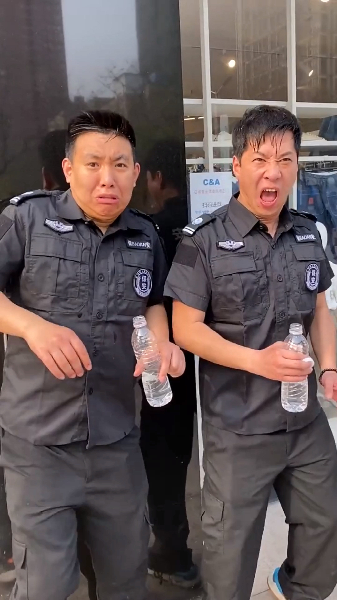 保安兄弟救美女