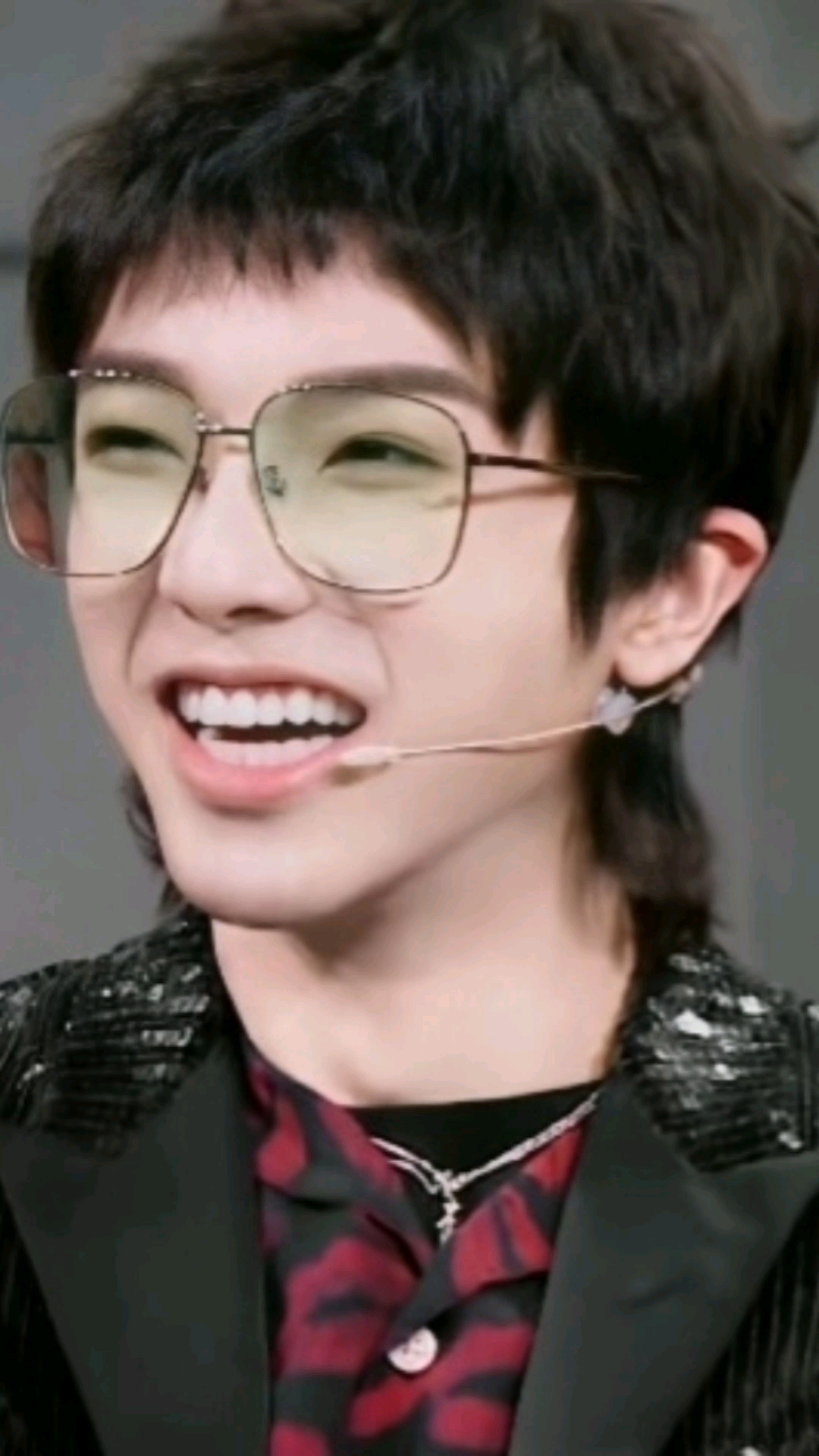 华晨宇#你的治愈系笑容来了