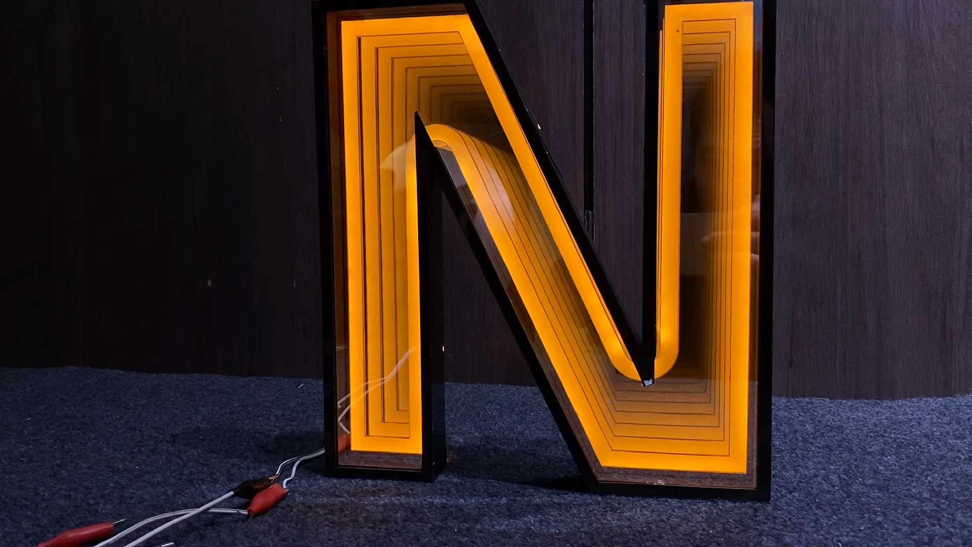 深渊镜#创新工艺超体深渊镜,不显灯珠,匀光数显