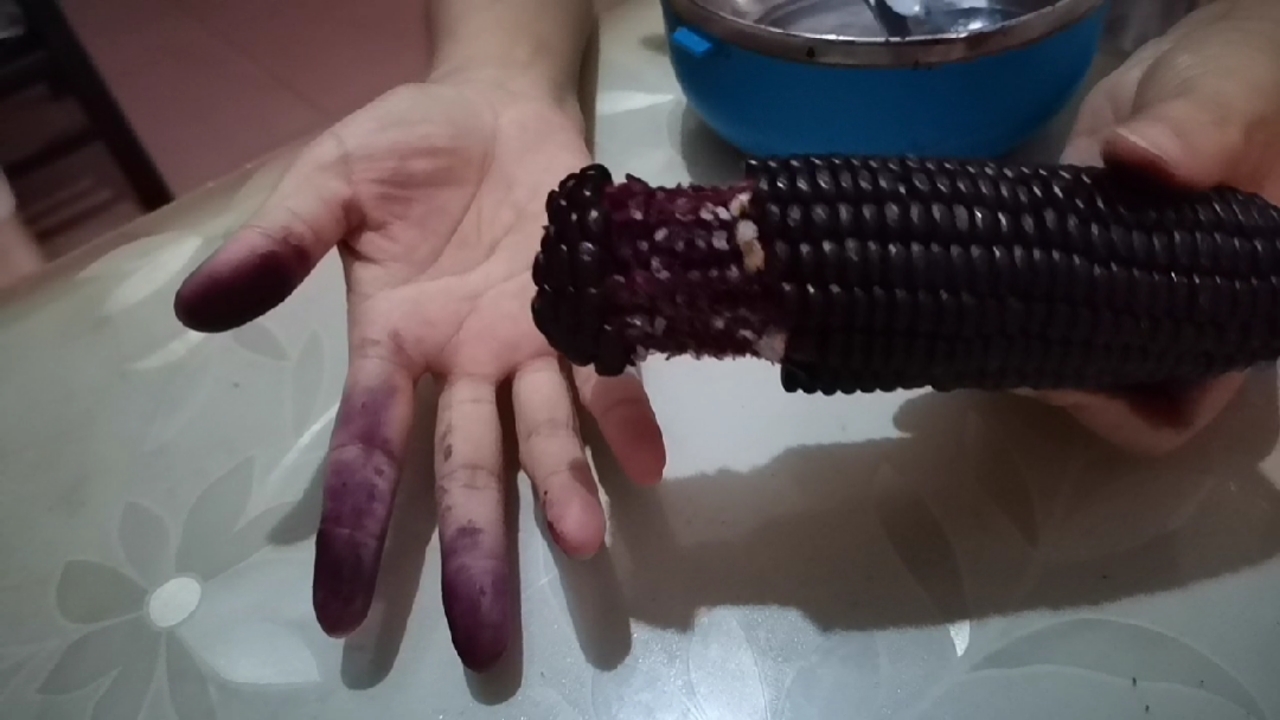 记录生活#紫色的玉米掉色正常吗?