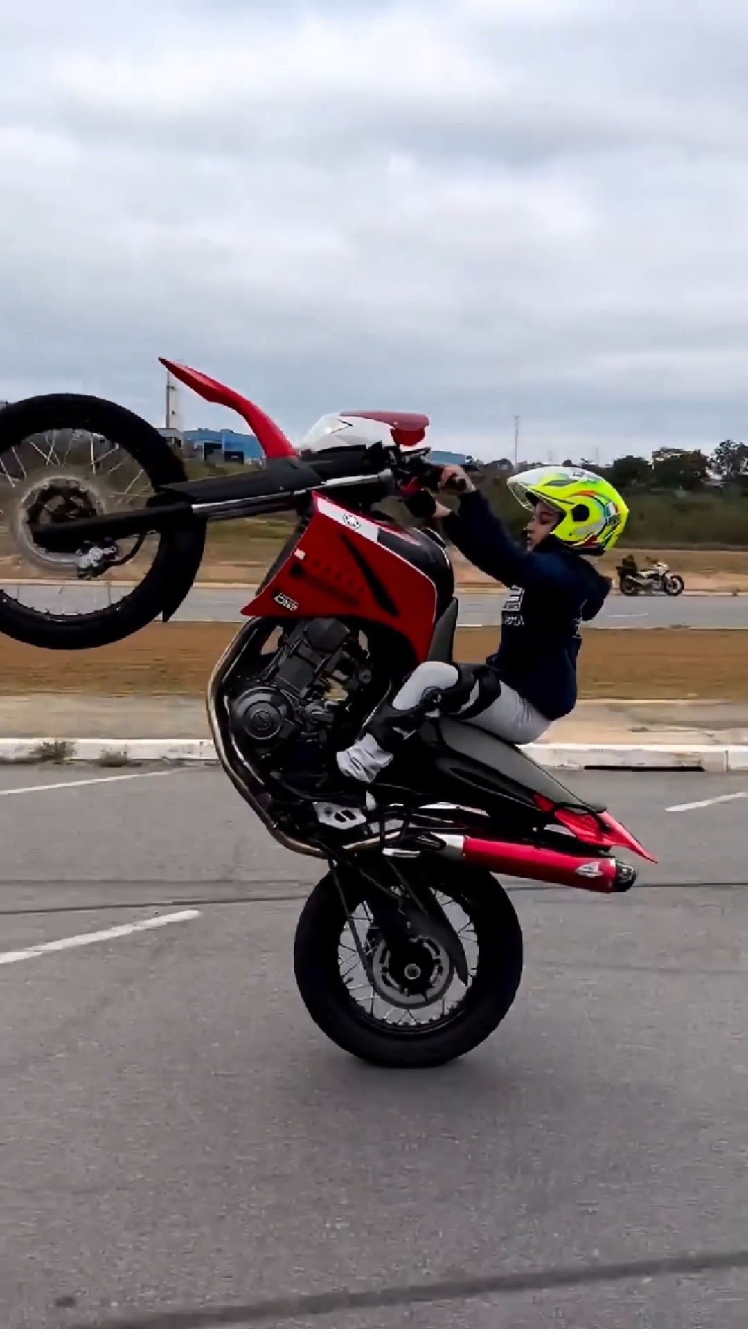 摩托车#骑大摩托车翘头