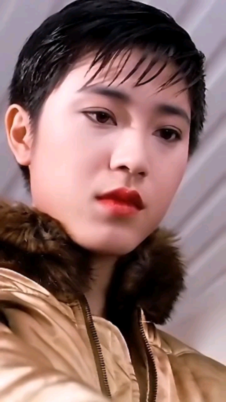 港风美女#短发界的顶配女神,既帅气又美丽#陈法蓉#回忆港星