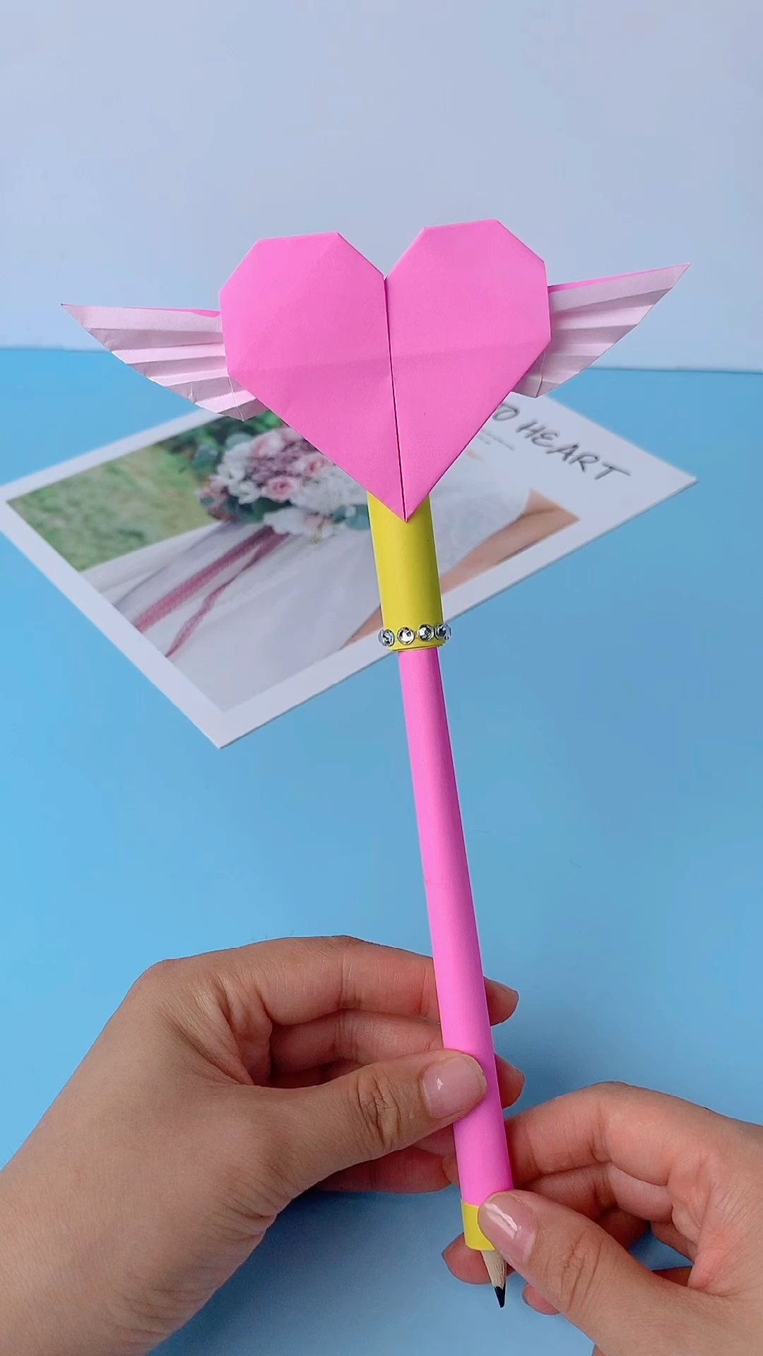 手工折纸#天气热啦!这个魔法棒收缩小扇子一定要学会哦!