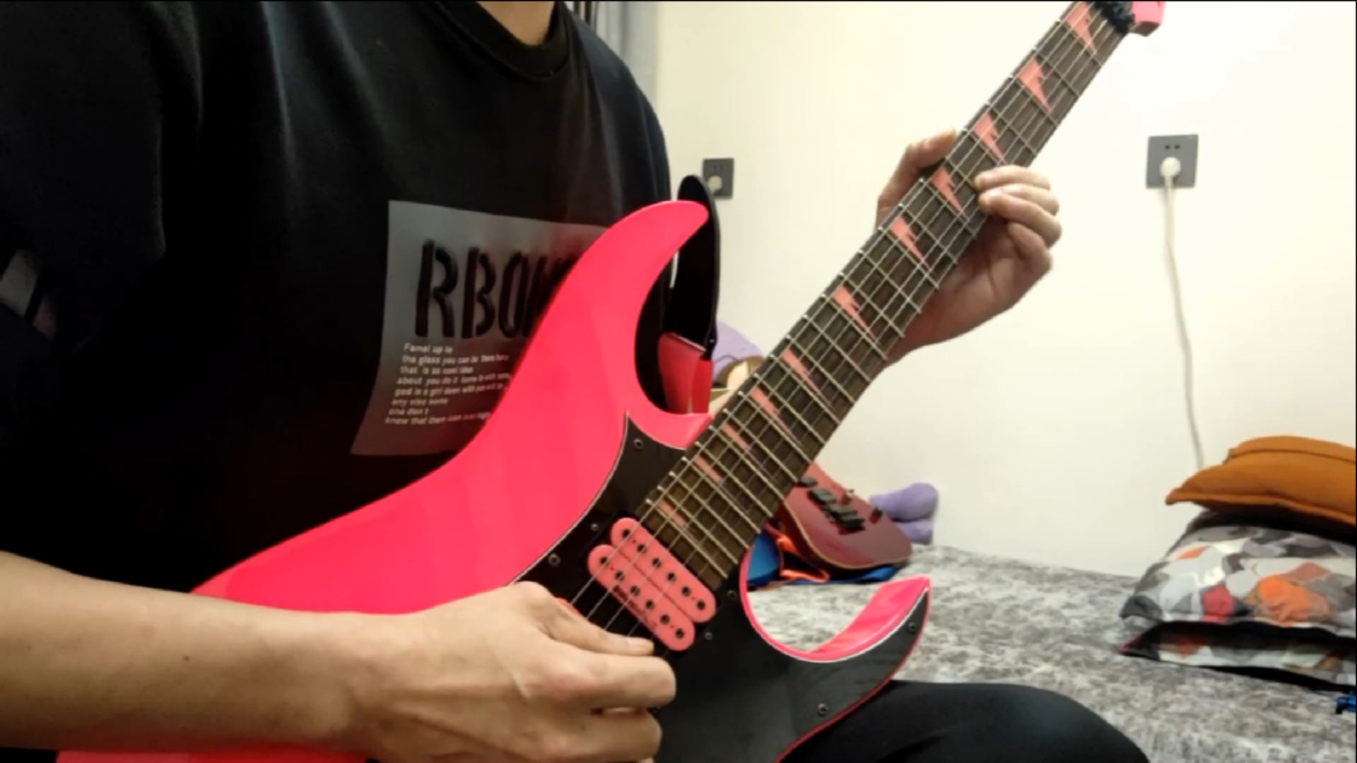 电吉他演奏#小林信一版的《天鹅湖》,估计这天鹅翅膀都煽动不过来了