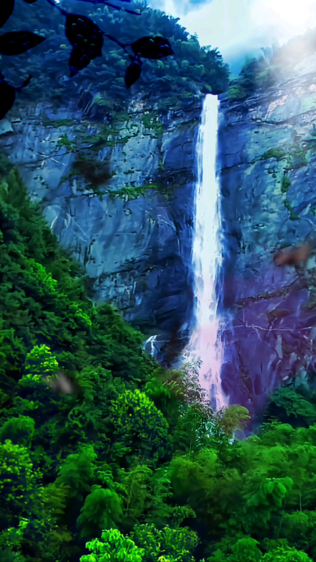 旅游进行时#飞流直下三千尺,疑是银河落九天.