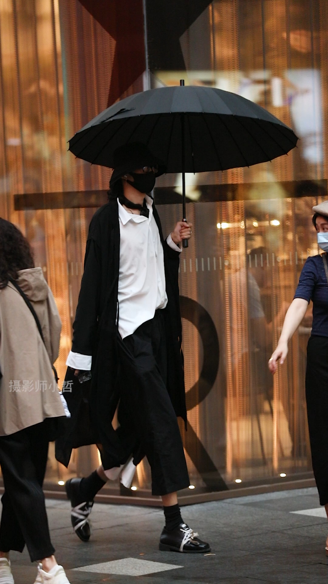 帅哥#成都春熙路街头走一走,感受时尚与潮流!