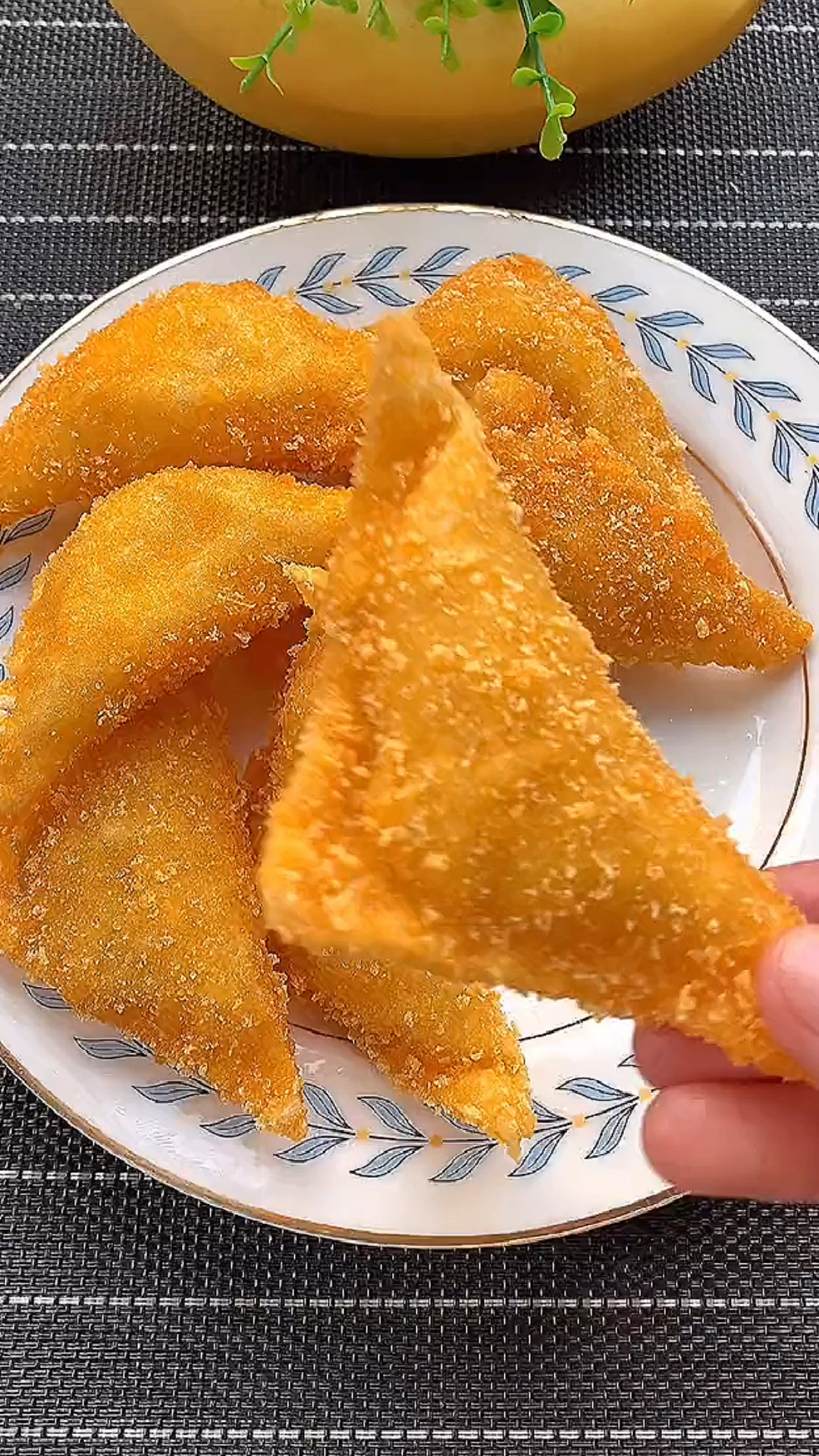 春日好食光#饺子皮做成的香蕉派,太好吃了